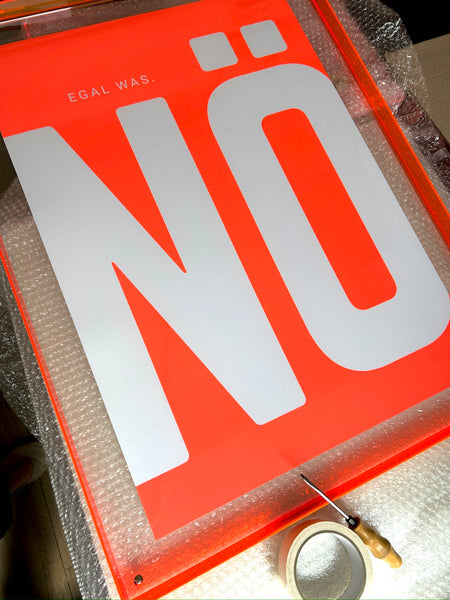 NEON  Acrylrahmen Orange 60x80 (Ohne Poster)