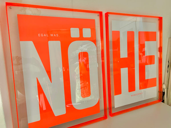 NEON  Acrylrahmen Orange 60x80 (Ohne Poster)